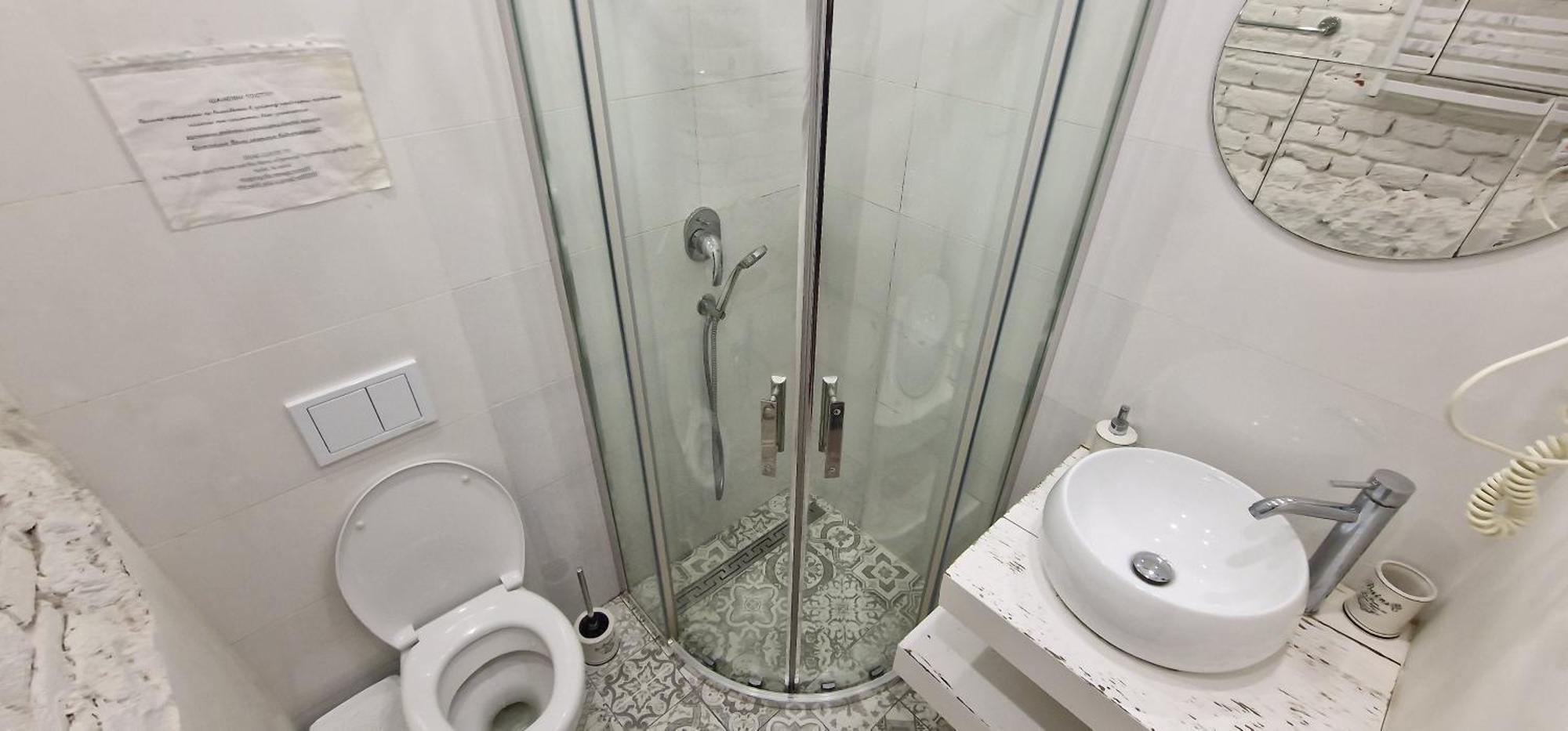 Чорно -Білий Люкс В Центрі Apartamento Lviv Exterior foto