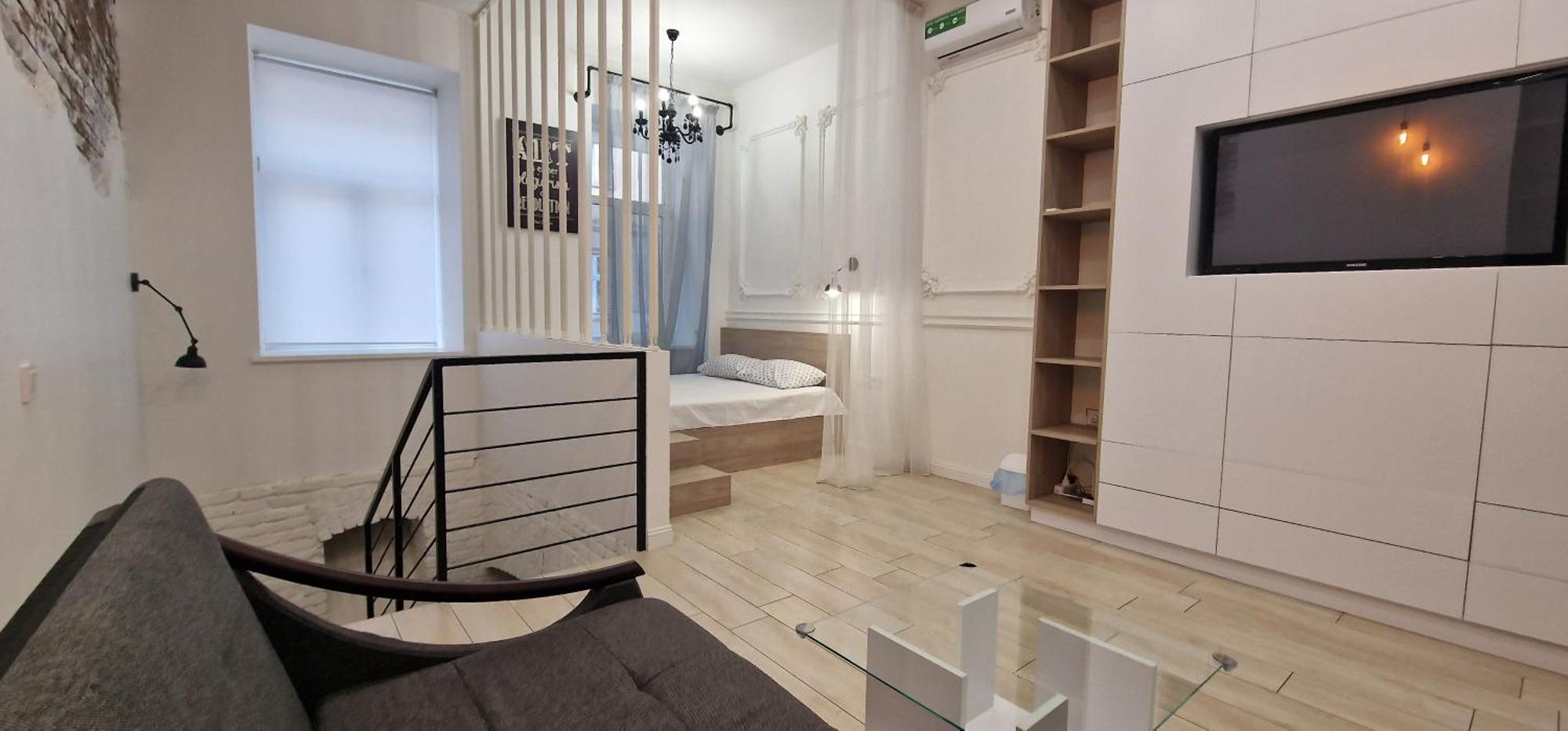 Чорно -Білий Люкс В Центрі Apartamento Lviv Quarto foto